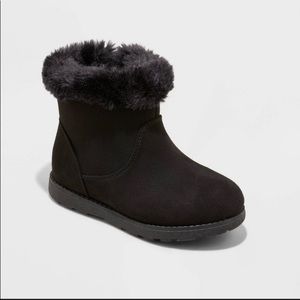 Toddler Girls Emani Zipper Slip On Black Boots with Fur